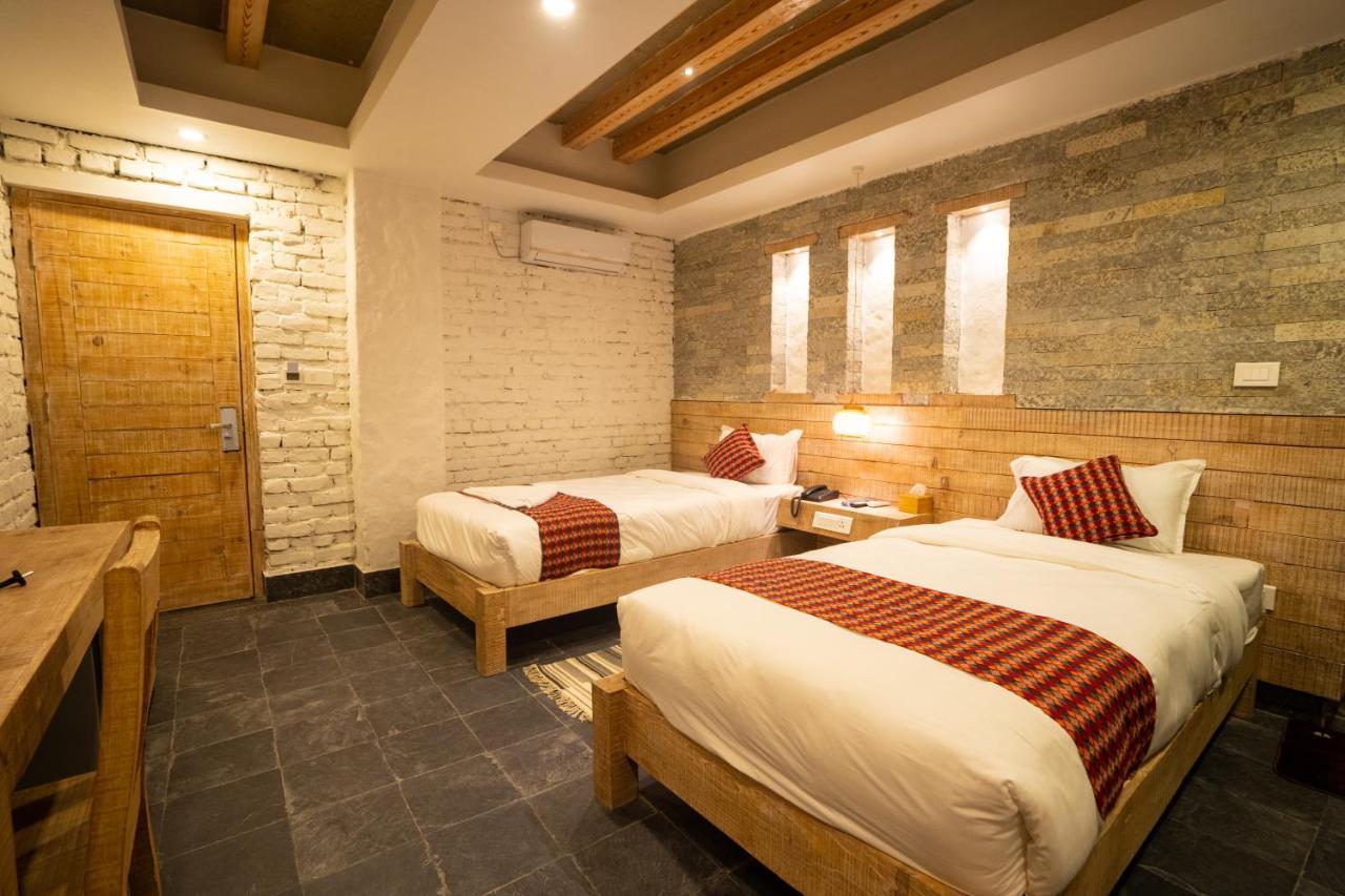 Hotel Mera Peak Private Limited ポカラ エクステリア 写真