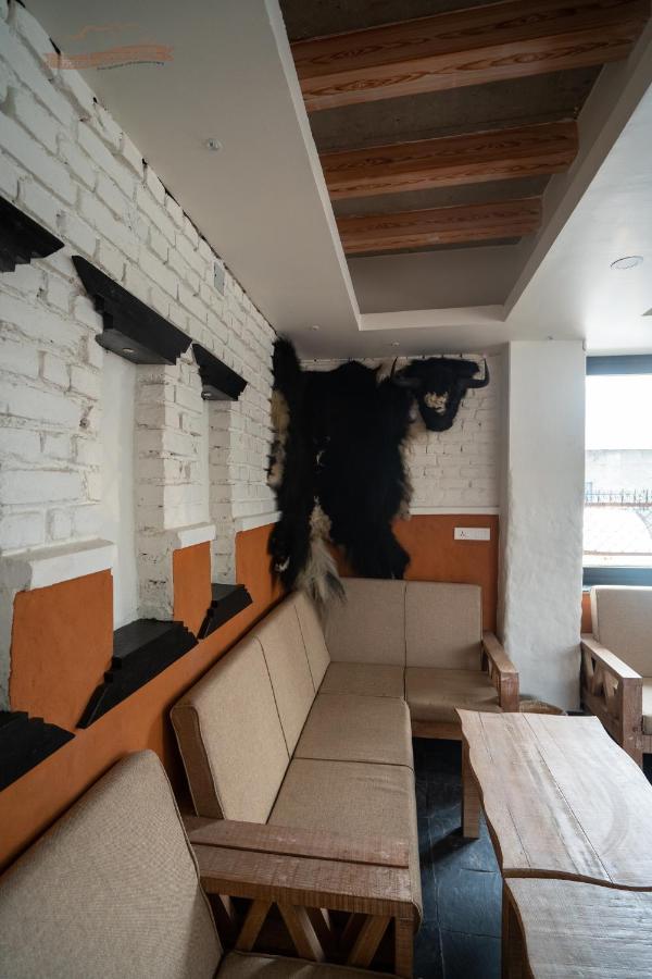 Hotel Mera Peak Private Limited ポカラ エクステリア 写真