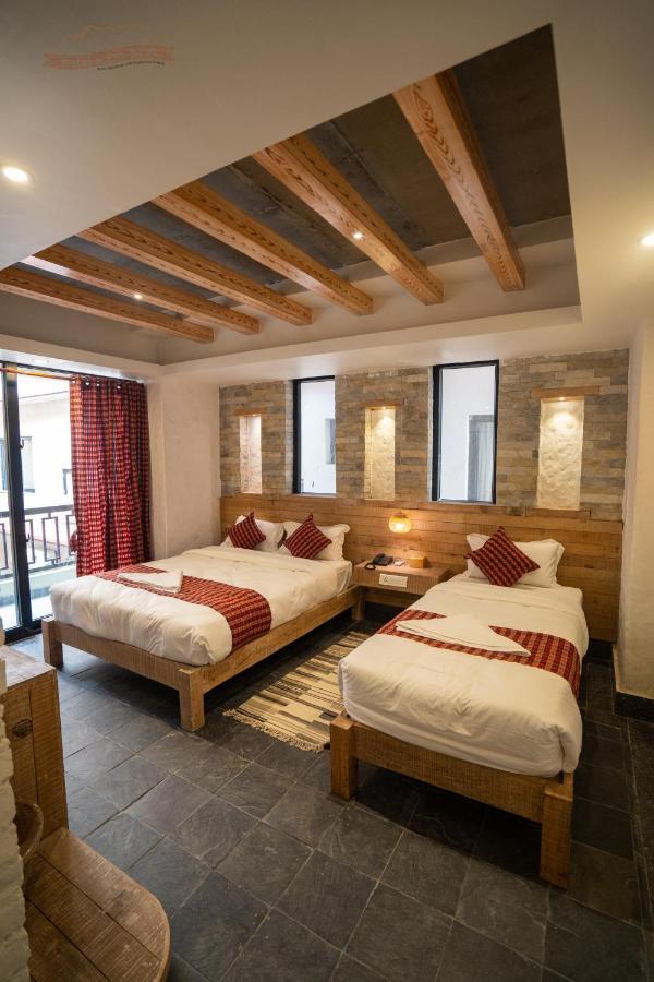 Hotel Mera Peak Private Limited ポカラ エクステリア 写真