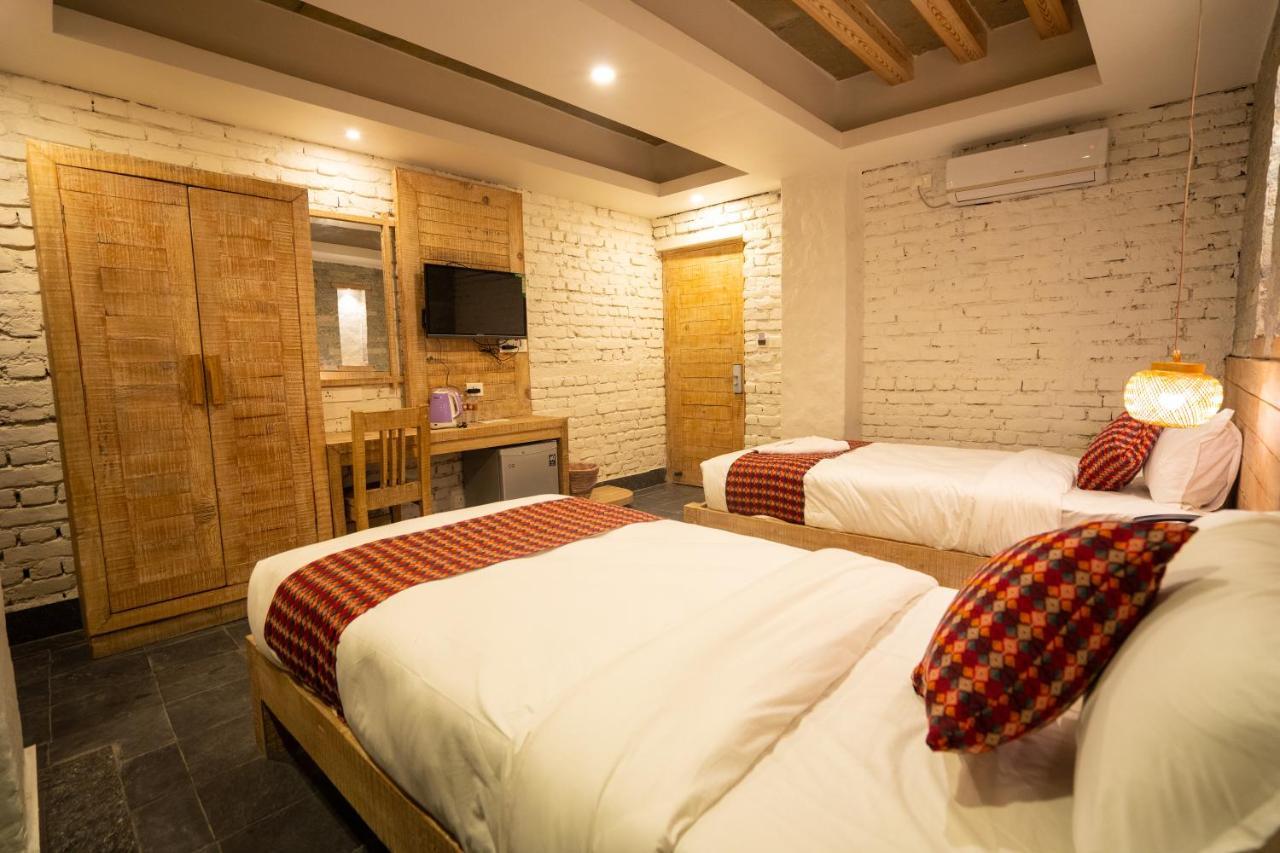 Hotel Mera Peak Private Limited ポカラ エクステリア 写真