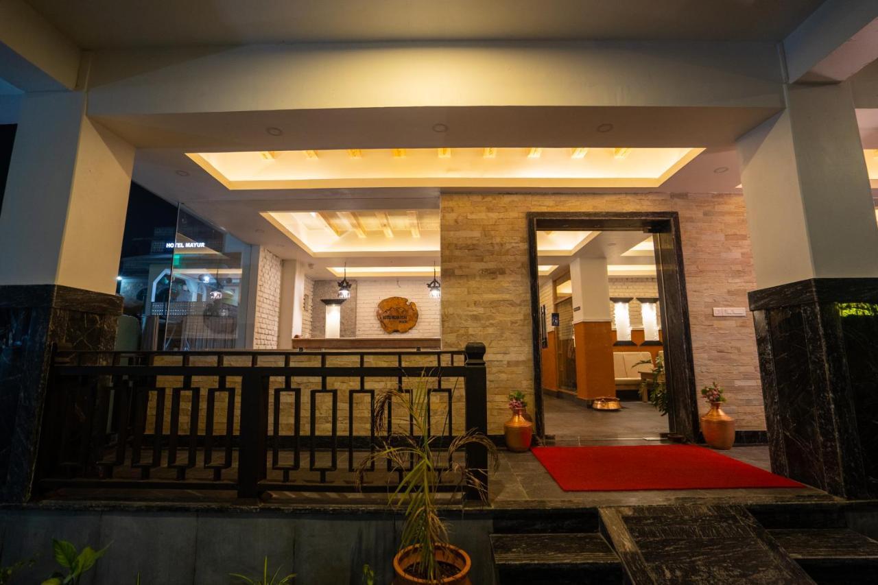 Hotel Mera Peak Private Limited ポカラ エクステリア 写真